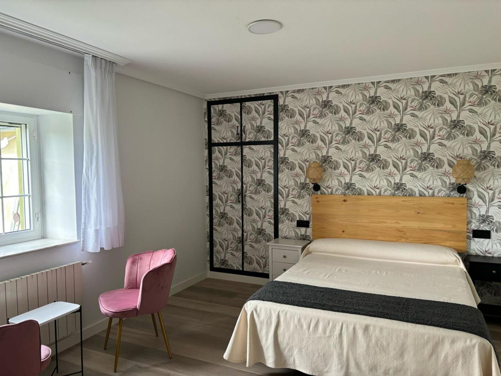 Luarca Zabala Hotell Almuña Exteriör bild